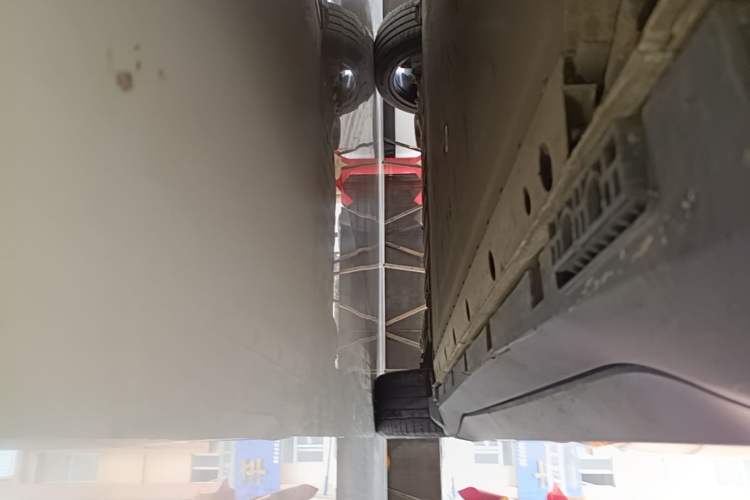 Used ARCFOX Alpha T5 2024 660 MAX Left Side Sill
