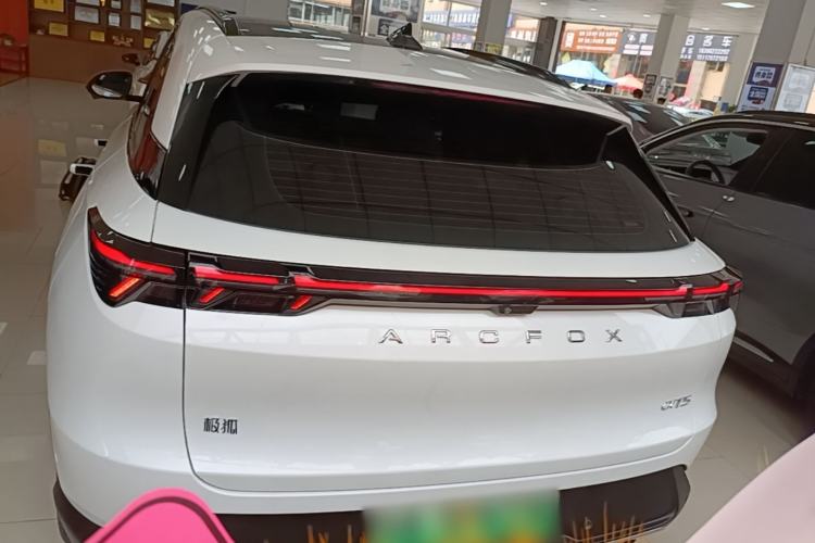 Used ARCFOX Alpha T5 2024 660 MAX Rear