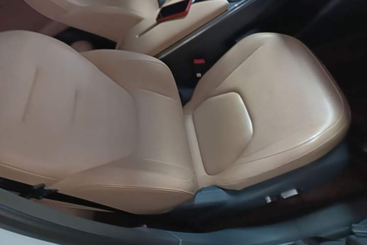 Used ARCFOX Alpha T5 2024 520 PRO Right Front Seat