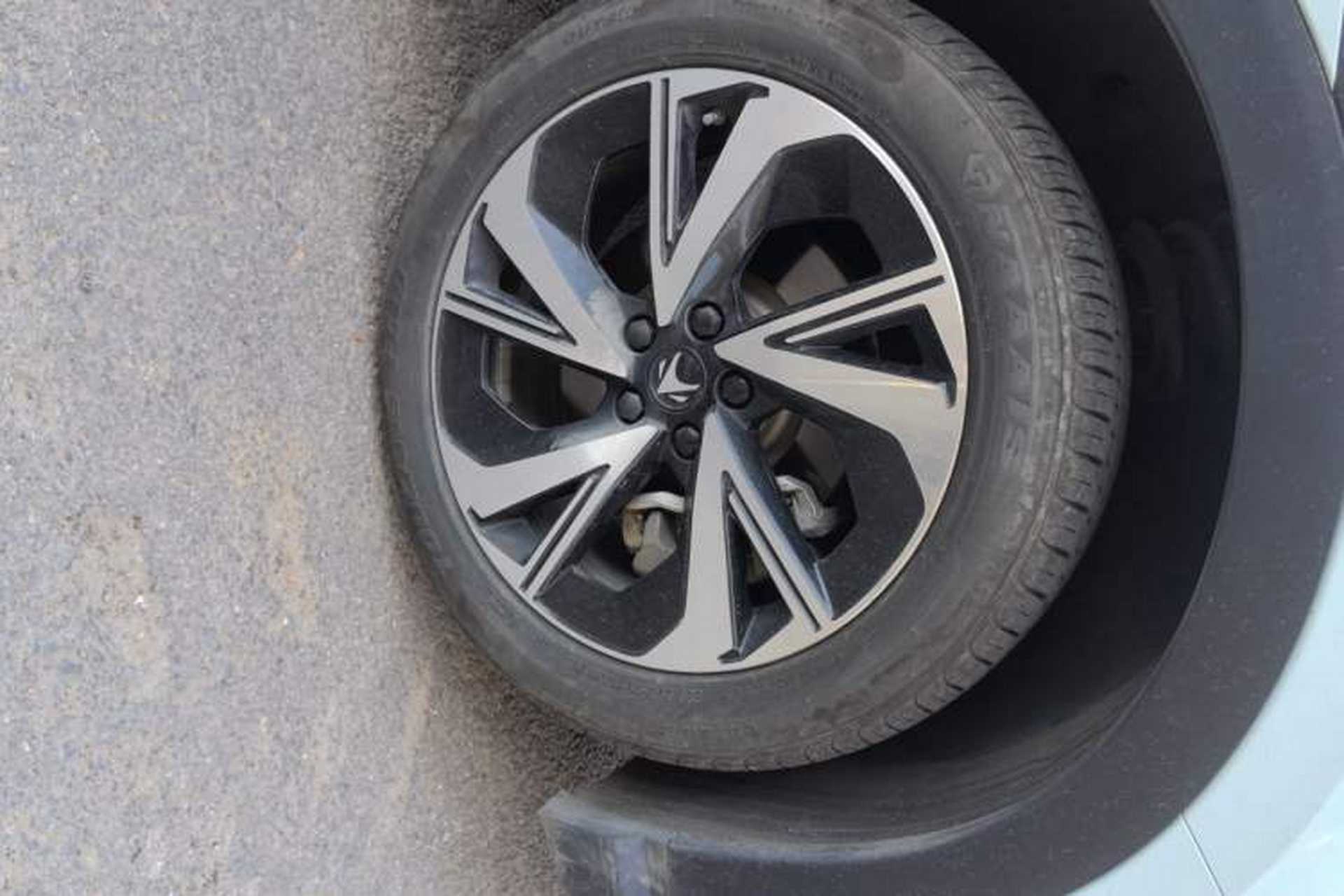 Used ARCFOX Alpha T5 2024 520 PRO Right Front Wheel Hub