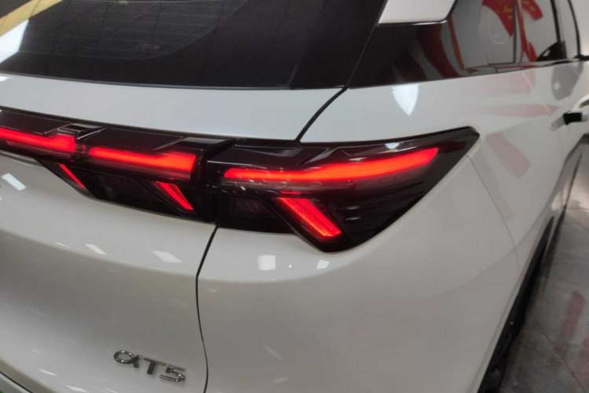Used ARCFOX Alpha T5 2024 660 MAX Right Rear Taillight