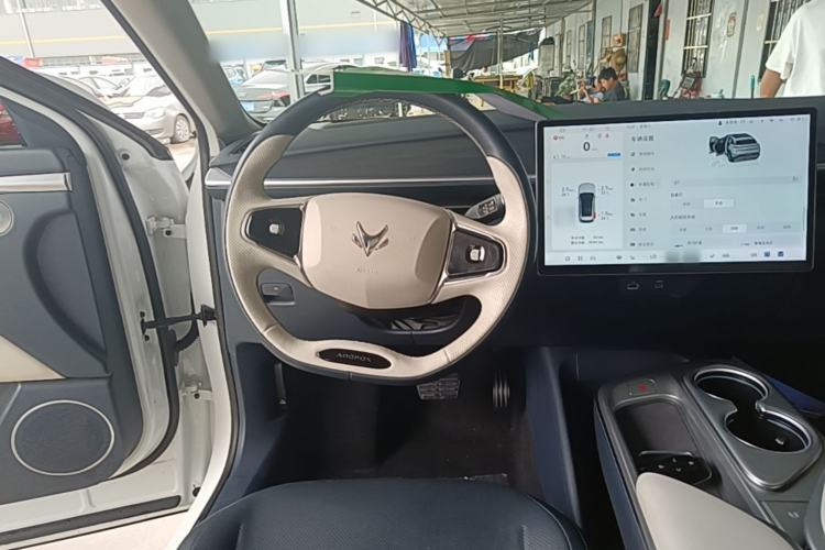Used ARCFOX Alpha T5 2024 520 MAX Steering Wheel