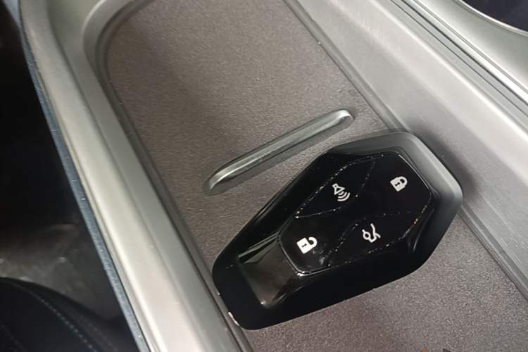 Used ARCFOX Alpha T5 2024 520 MAX Vehicle Key