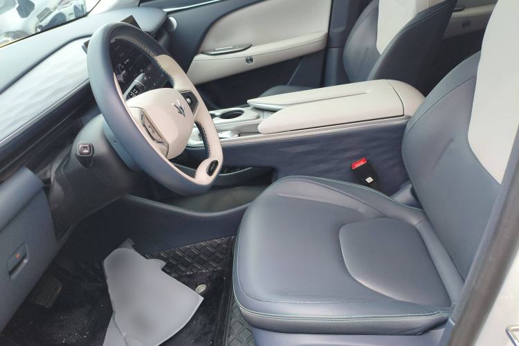 Used ARCFOX Alpha T5 2024 520 PRO Left Front Seat