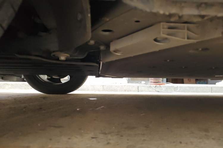 Used ARCFOX Alpha T5 2025 520 PRO Chassis Front Left