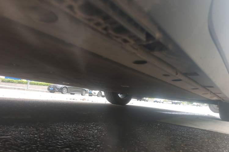 Used ARCFOX Alpha T5 2025 520 PRO Chassis Rear Right
