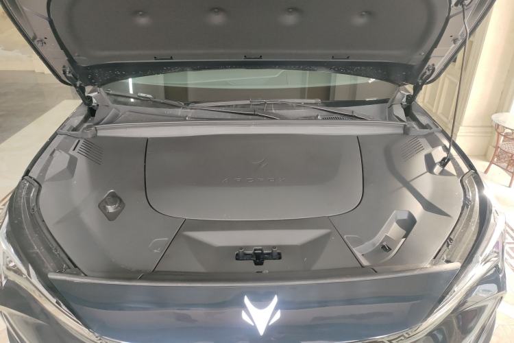 Used ARCFOX Alpha T5 2025 520 PRO Engine Bay