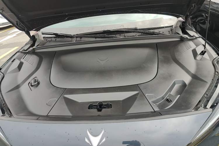 Used ARCFOX Alpha T5 2025 520 PRO Engine Bay