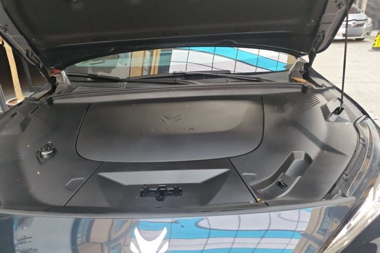 Used ARCFOX Alpha T5 2025 520 PRO Engine Bay