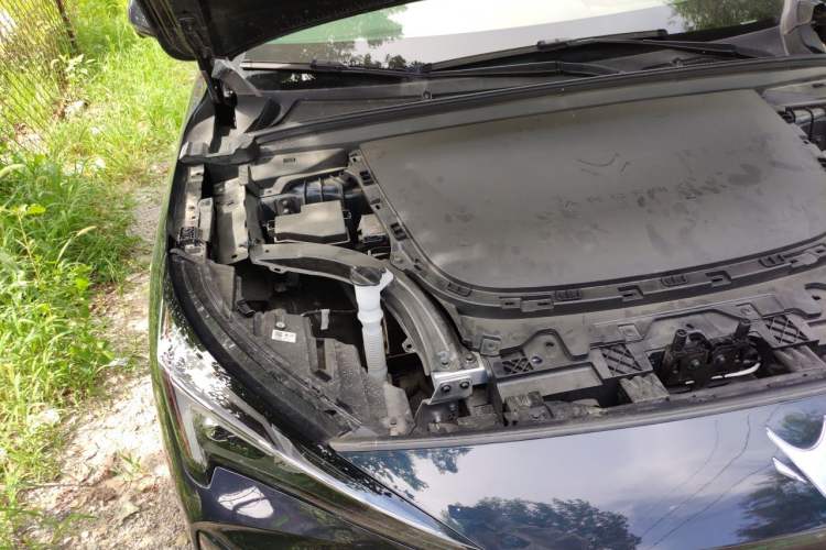 Used ARCFOX Alpha T5 2025 630 Shenxing Edition Engine Bay Right