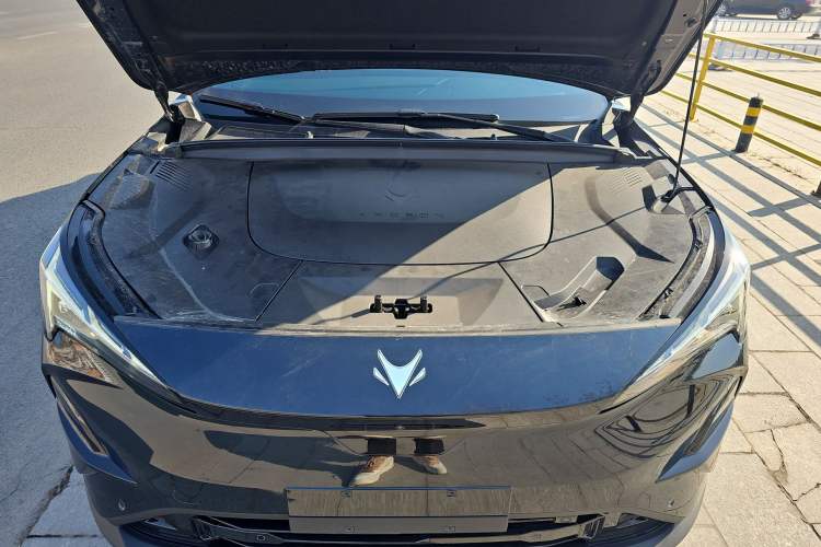 Used ARCFOX Alpha T5 2025 520 PRO Engine Bay
