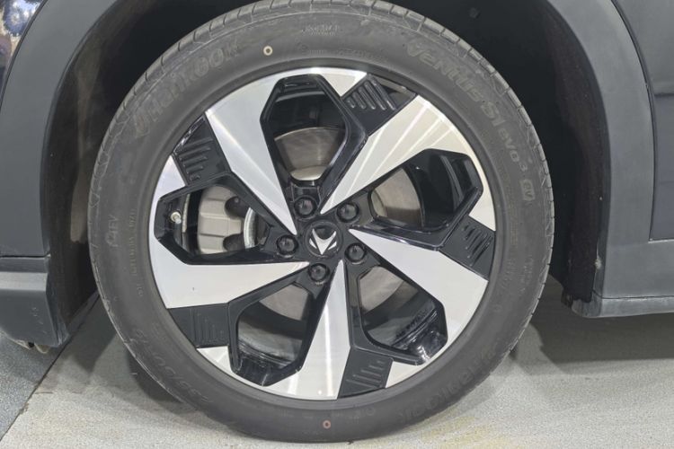 Used ARCFOX Alpha T5 2025 520 MAX Exterior 8