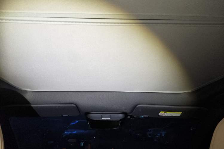 Used ARCFOX Alpha T5 2025 520 MAX Headliner