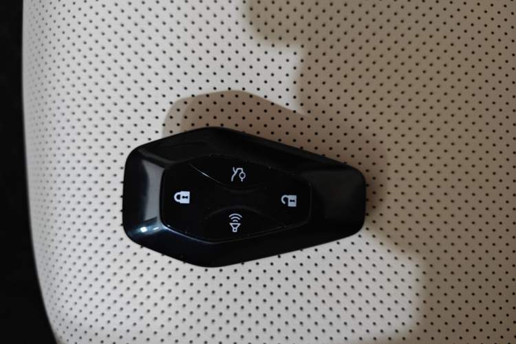 Used ARCFOX Alpha T5 2025 520 PRO Interior 1