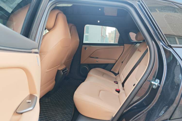 Used ARCFOX Alpha T5 2025 520 PRO Interior 2
