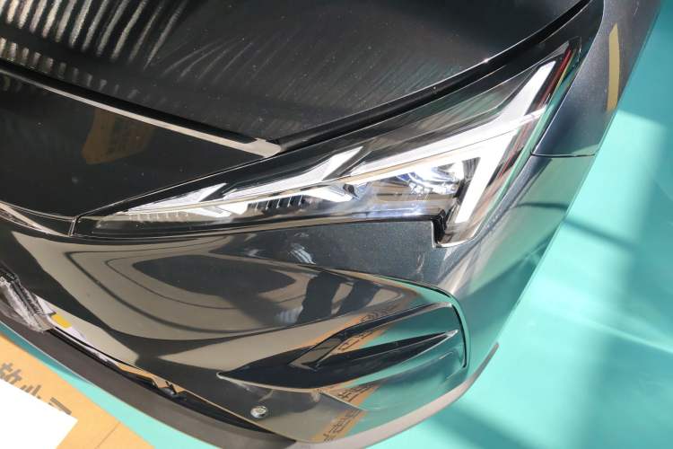 Used ARCFOX Alpha T5 2025 520 MAX Left Front Headlight