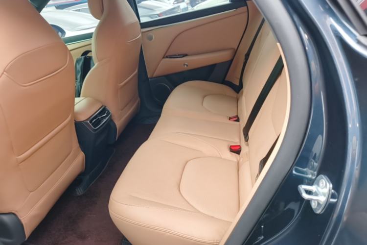 Used ARCFOX Alpha T5 2025 520 MAX Left Rear Seat