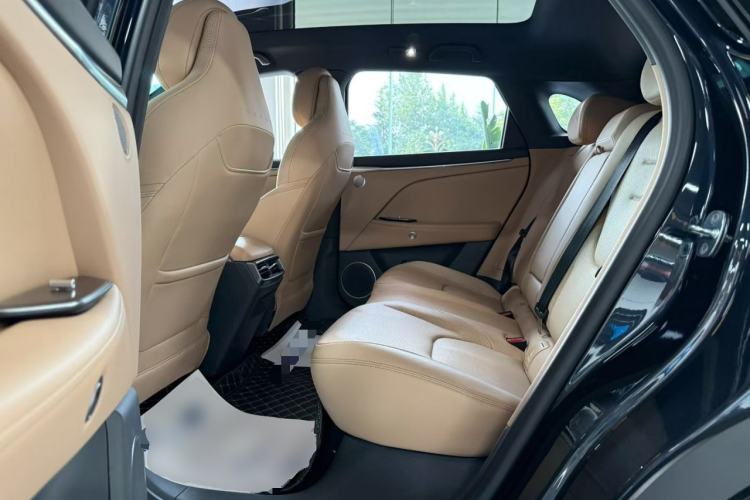 Used ARCFOX Alpha T5 2025 520 PRO Left Rear Seat