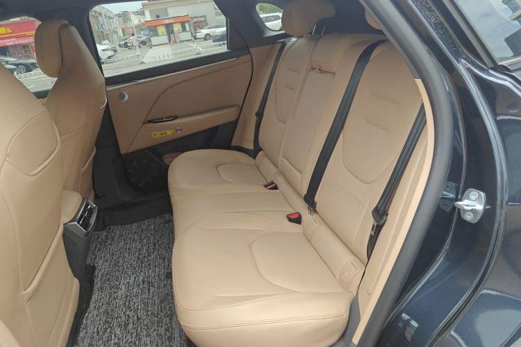 Used ARCFOX Alpha T5 2025 520 MAX Left Rear Seat