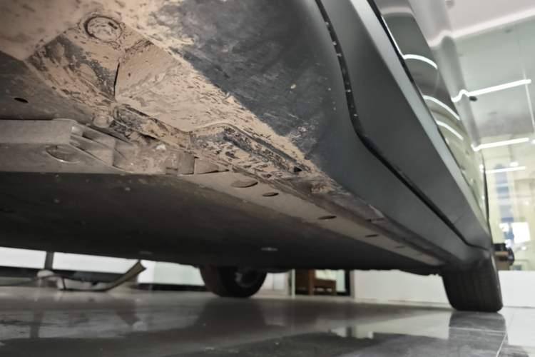 Used ARCFOX Alpha T5 2025 520 PRO Left Side Sill