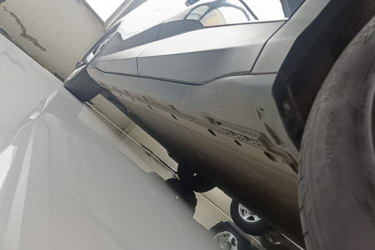 Used ARCFOX Alpha T5 2025 520 MAX Left Side Sill