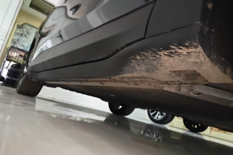 Used ARCFOX Alpha T5 2025 520 PRO Right Side Sill