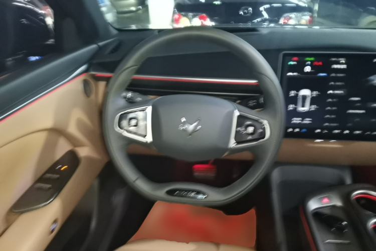 Used ARCFOX Alpha T5 2025 520 MAX Steering Wheel