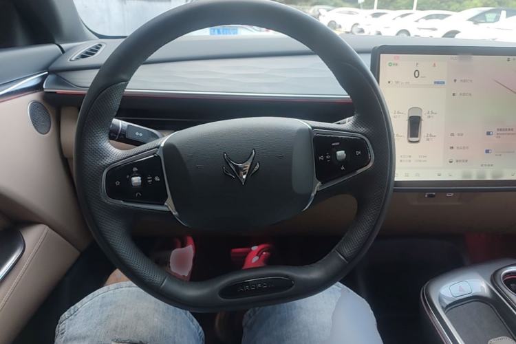 Used ARCFOX Alpha T5 2025 520 MAX Steering Wheel
