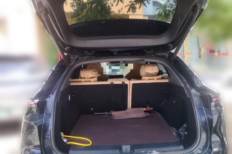 Used ARCFOX Alpha T5 2025 520 PRO Trunk