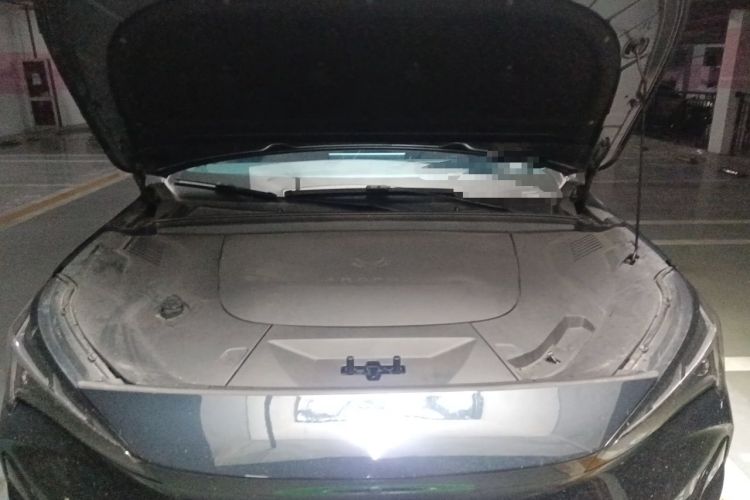 Used ARCFOX Alpha T5 2025 520 MAX Engine Bay