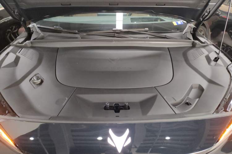 Used ARCFOX Alpha T5 2025 520 MAX Engine Bay