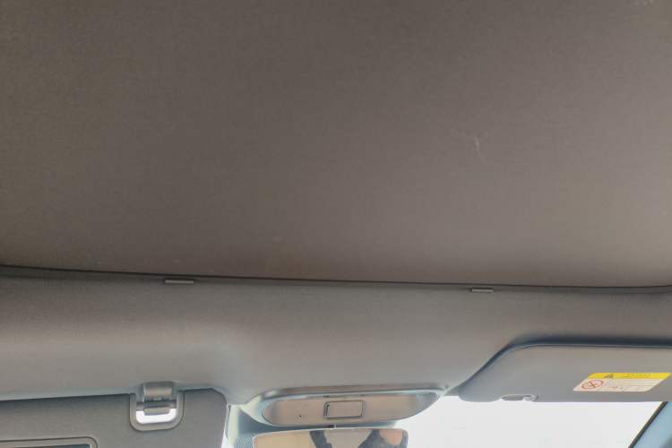 Used ARCFOX Alpha T5 2025 520 MAX Headliner