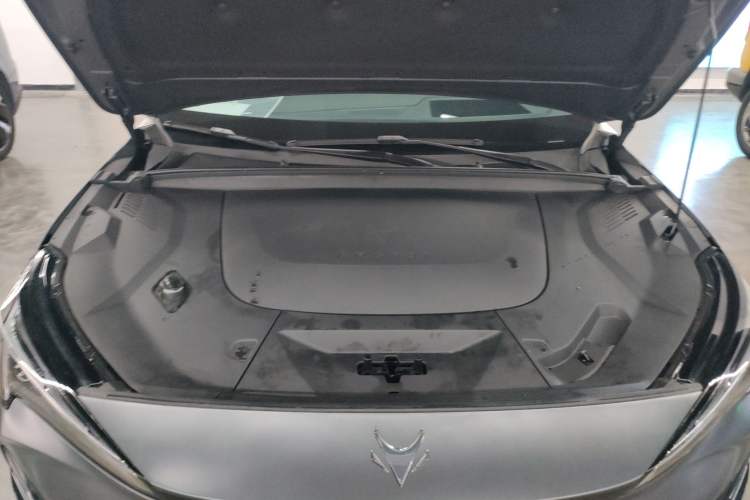 Used ARCFOX Alpha T5 2025 520 MAX Engine Bay