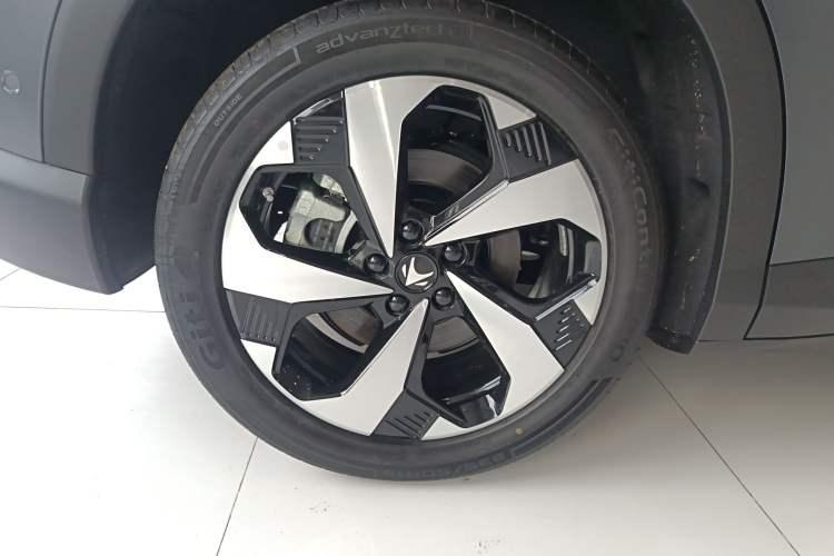 Used ARCFOX Alpha T5 2025 520 MAX Exterior 5