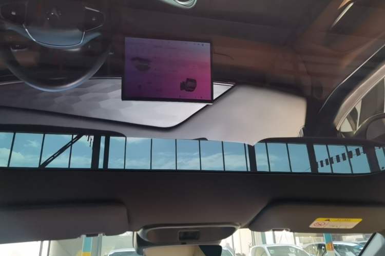 Used ARCFOX Alpha T5 2025 520 MAX Headliner