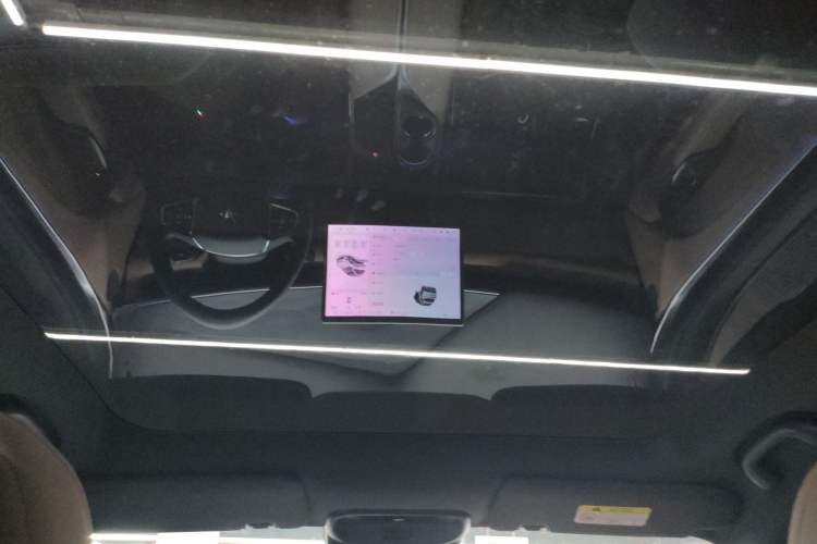 Used ARCFOX Alpha T5 2025 520 MAX Headliner