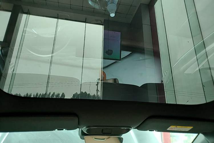 Used ARCFOX Alpha T5 2025 520 MAX Headliner