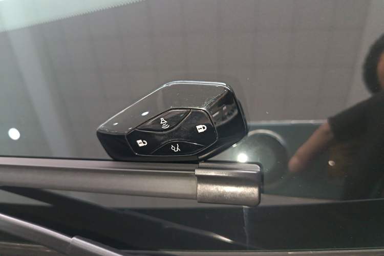 Used ARCFOX Alpha T5 2025 520 MAX Interior 1