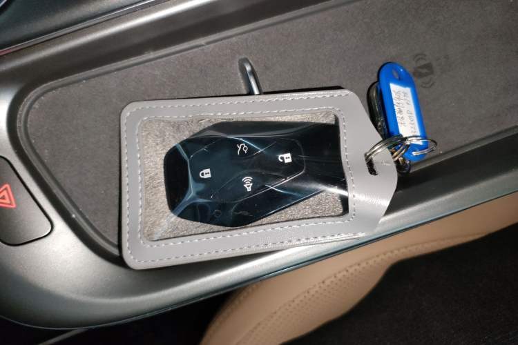 Used ARCFOX Alpha T5 2025 520 MAX Interior 1