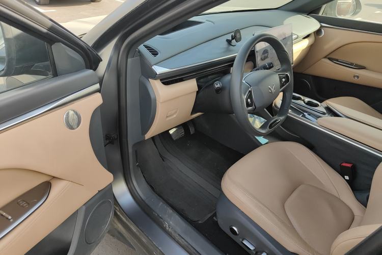 Used ARCFOX Alpha T5 2025 520 MAX Interior 3