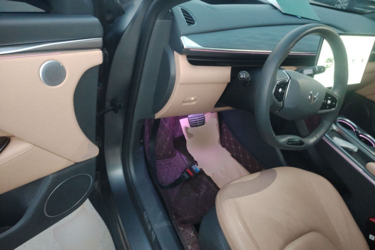 Used ARCFOX Alpha T5 2025 520 MAX Interior 3