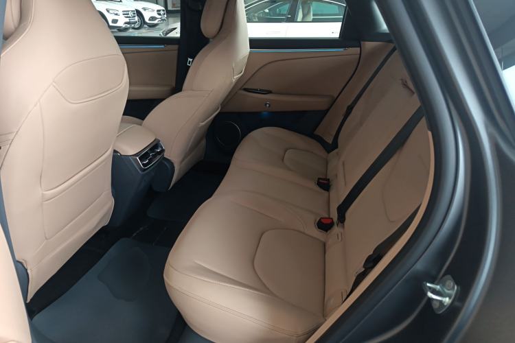 Used ARCFOX Alpha T5 2025 520 MAX Left Rear Seat
