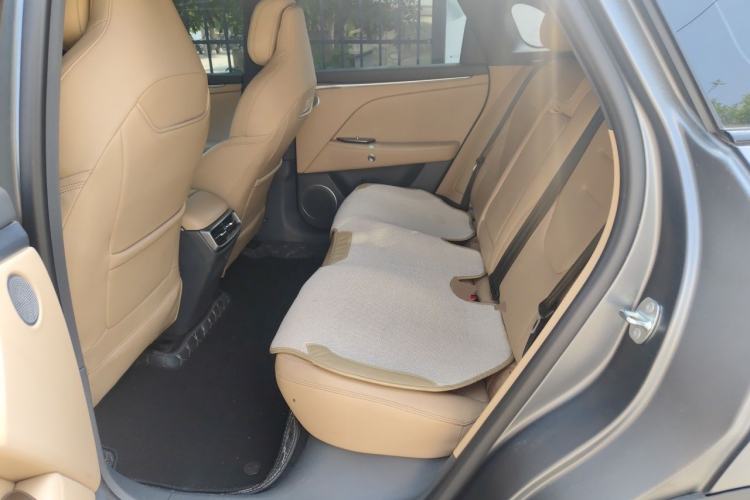 Used ARCFOX Alpha T5 2025 520 PRO Left Rear Seat