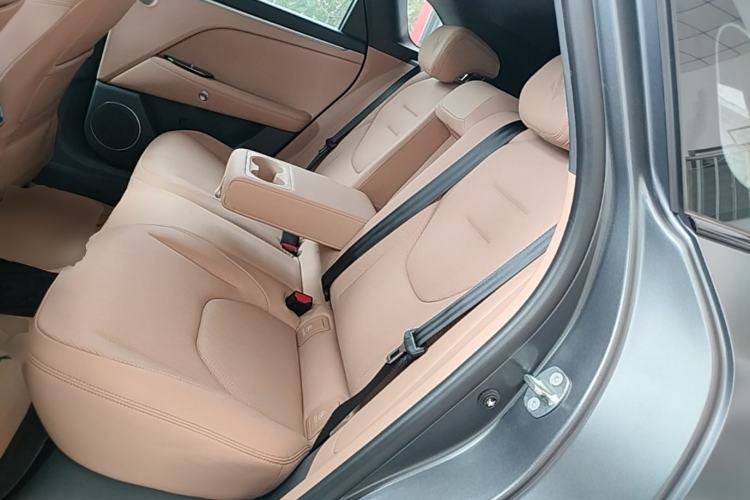 Used ARCFOX Alpha T5 2025 520 MAX Left Rear Seat