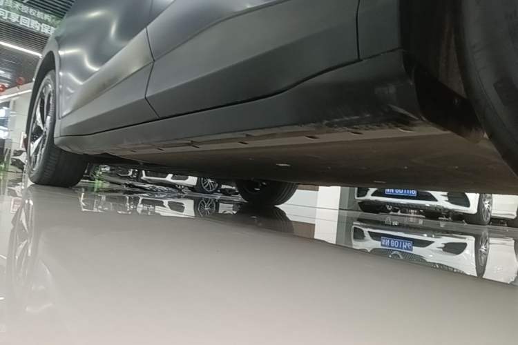 Used ARCFOX Alpha T5 2025 520 PRO Left Side Sill