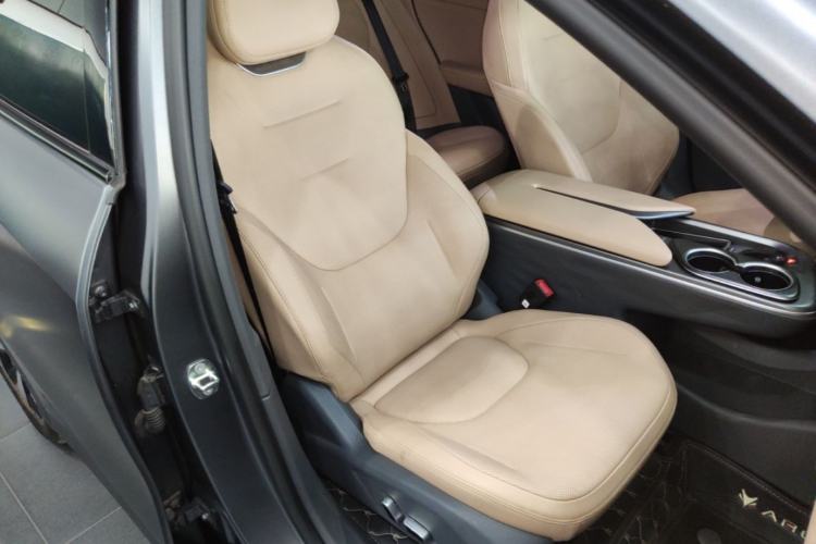 Used ARCFOX Alpha T5 2025 520 PRO Right Front Seat