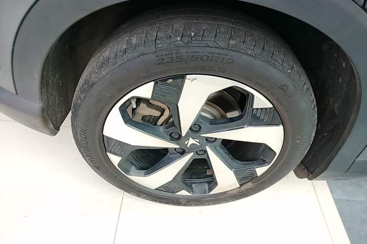 Used ARCFOX Alpha T5 2025 520 MAX Right Rear Wheel Hub