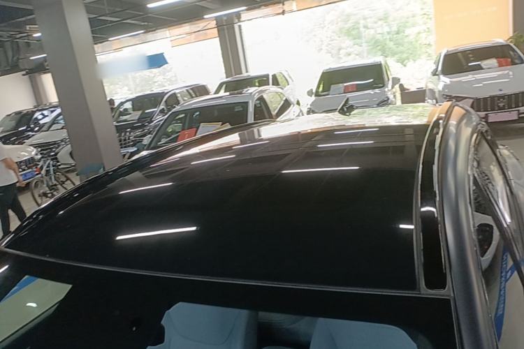 Used ARCFOX Alpha T5 2025 520 PRO Roof