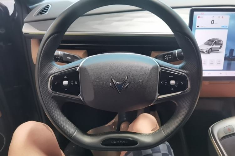 Used ARCFOX Alpha T5 2025 520 MAX Steering Wheel