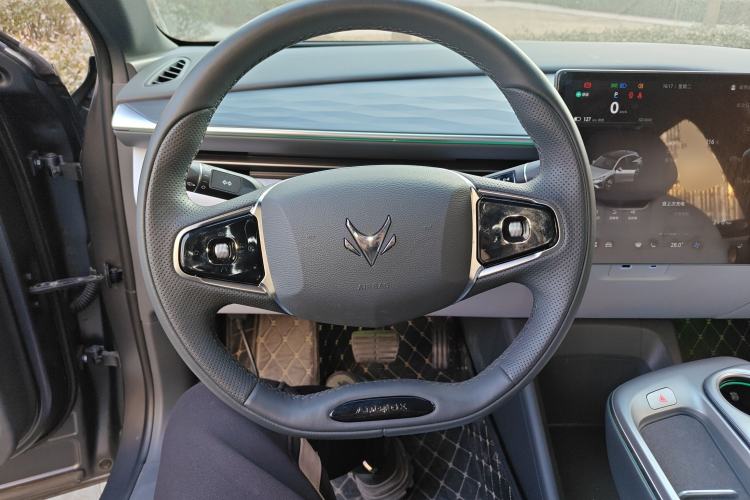 Used ARCFOX Alpha T5 2025 520 MAX Steering Wheel